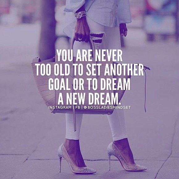 Please share & like “❤️” my flyer for my Next Live Steals & Deals Show! - Picture 8 of 14